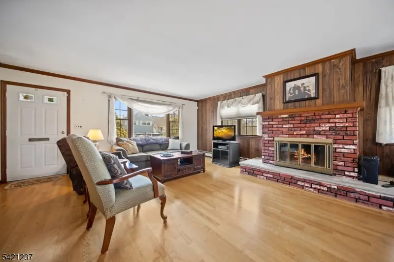 125 Merritt Ave, Bergenfield, NJ 07621 - #3