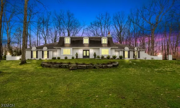 5 Sherwood Dr, Watchung Boro, NJ 07069