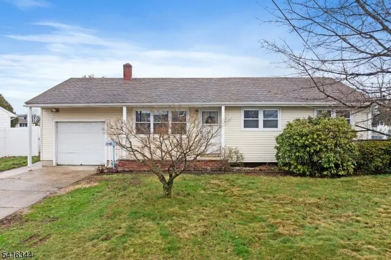 37 Louise Dr, Manville, NJ 08835 - #2