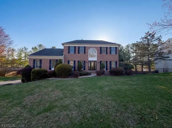 40 Glen Eagles Rd, Washington Twp., NJ 07882