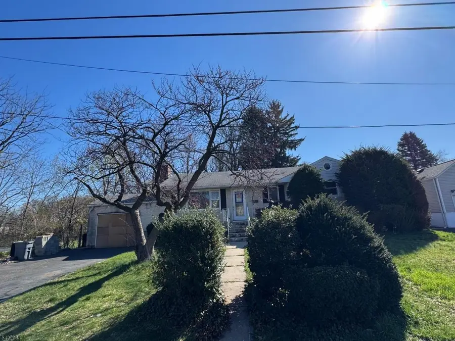 415 N 16th St, Kenilworth, NJ 07033 - #2