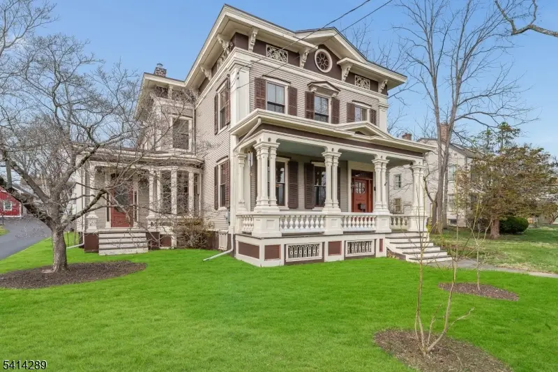 68 W Main St, Clinton, NJ 08801 - #2