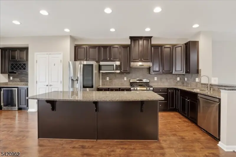 4 Jake Dr, Tinton Falls, NJ 07712 - #1