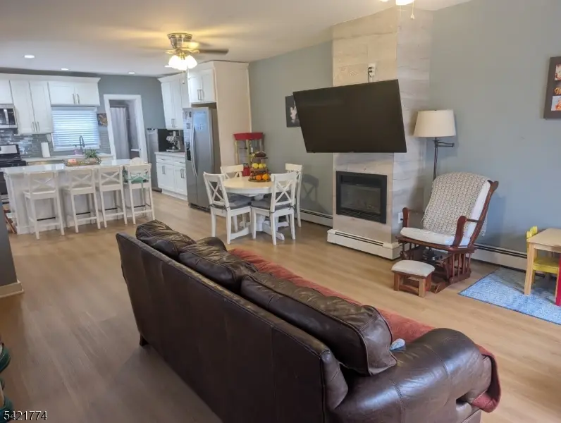 20 Dukes St, Kearny, NJ 07013 - #3