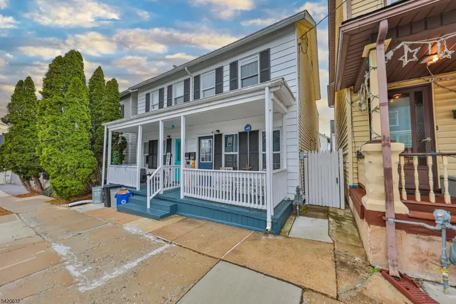 300 Chambers St, Phillipsburg, NJ 08865 - #2