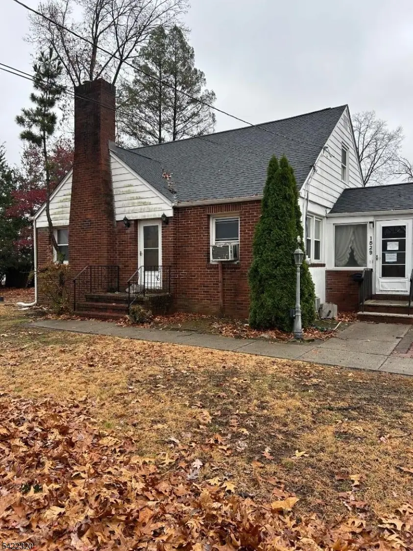 1529 W 7th St, Piscataway, NJ 08854 - #3