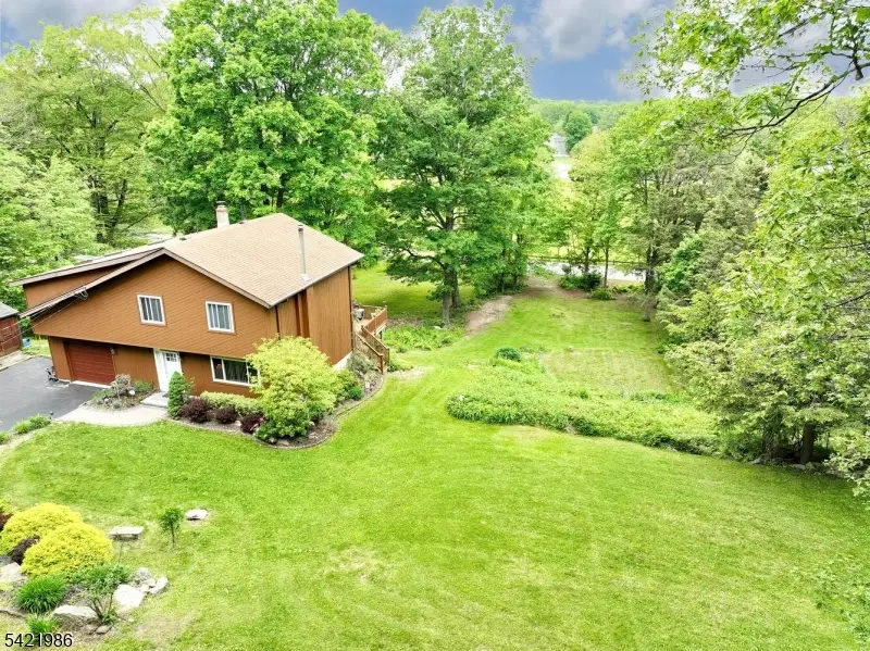 64 Larchmont Dr, West Milford, NJ 07421 - #3