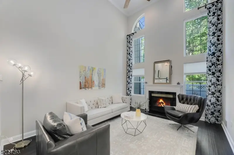 13 Knox Ct, The Hills, NJ 07920 - #3