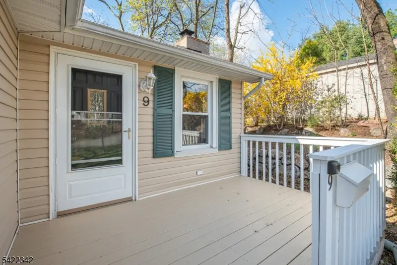 9 Roanoke Ave, Lake Hiawatha, NJ 07034 - #3