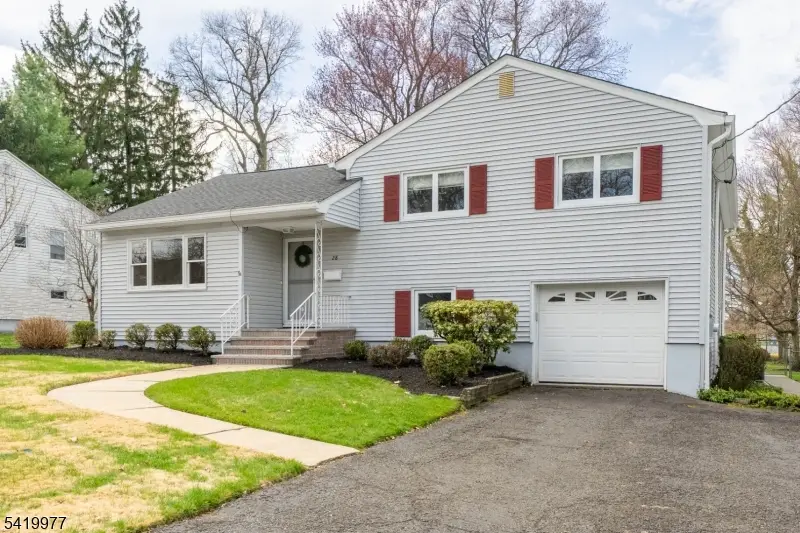 28 Park St, West Caldwell, NJ 07006 - #2