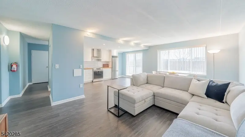 190 Morris Avenue #3B, Springfield, NJ 07081 - #1