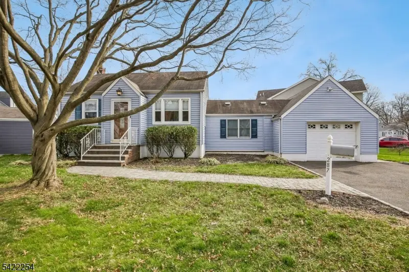 287 Roosevelt Ln, Kenilworth, NJ 07033 - #1