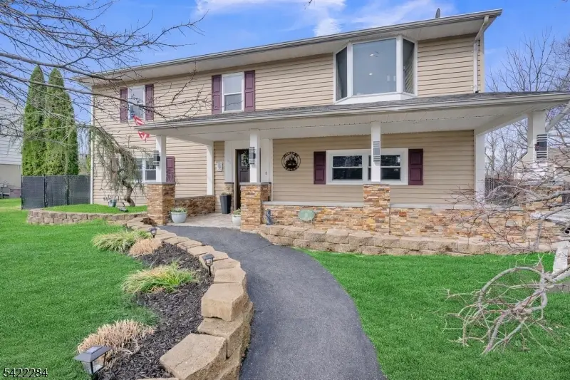 85 Larsen Rd, West Milford, NJ 07480 - #1