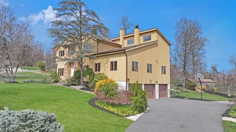 17 Sherbrooke Dr, Lincoln Park, NJ 07035 - #2