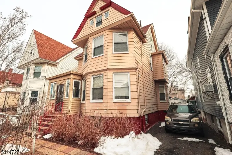 741 Highland Ave, Newark, NJ 07104 - #2