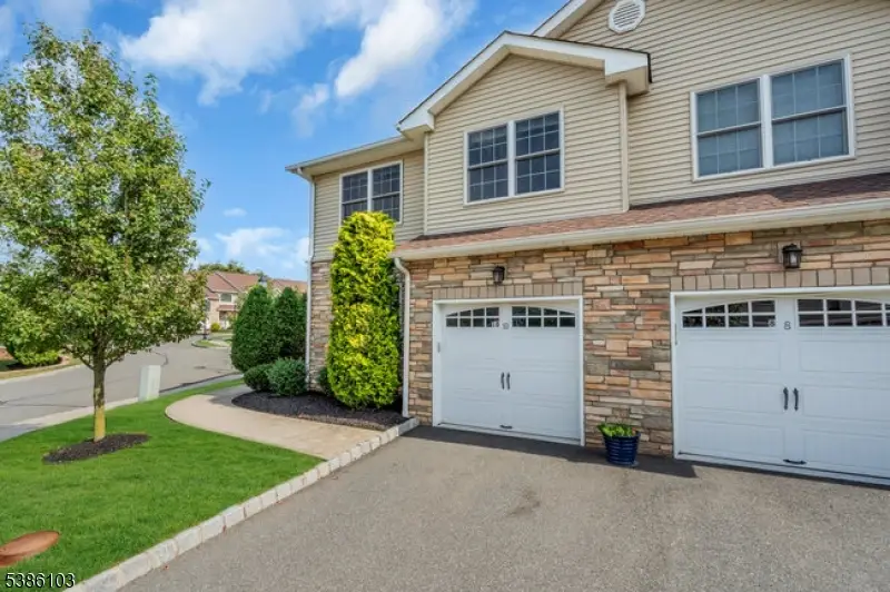 10 Harvey Ct, Clark, NJ 07066 - #2