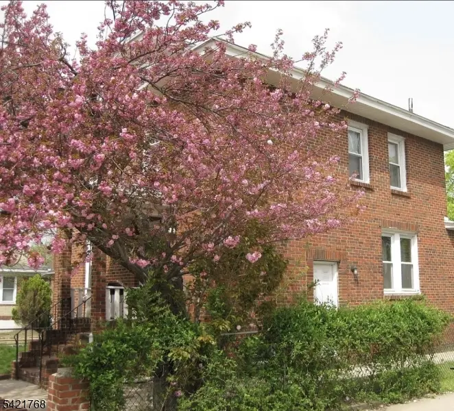 29 W Madison St, Paulsboro, NJ 08066 - #3