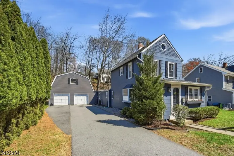 96 Carey Ave, Butler, NJ 07405 - #2