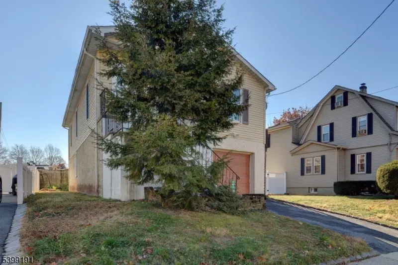 90 Dewey St, Bloomfield, NJ 07003 - #3