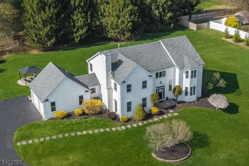 11 Wilson Way, Raritan, NJ 08551 - #1