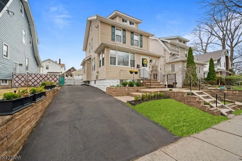 169 Oak Ridge Ave, Nutley, NJ 07110 - #2