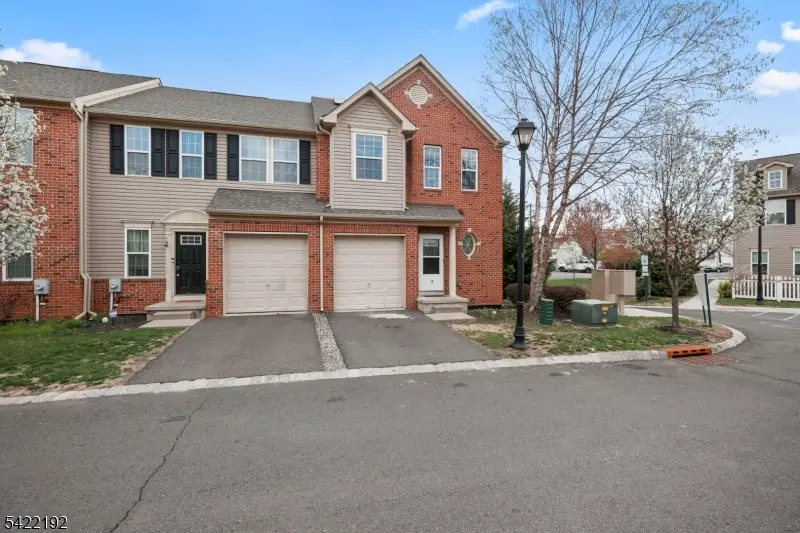 18 Panfili Ln, Hamilton, NJ 08610 - #1