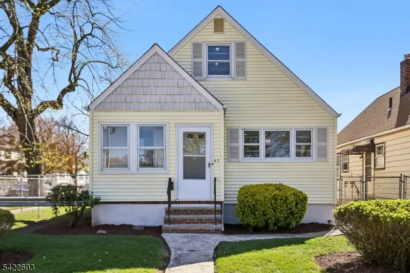 43 Rhode Island Ave, East Orange, NJ 07018 - #1