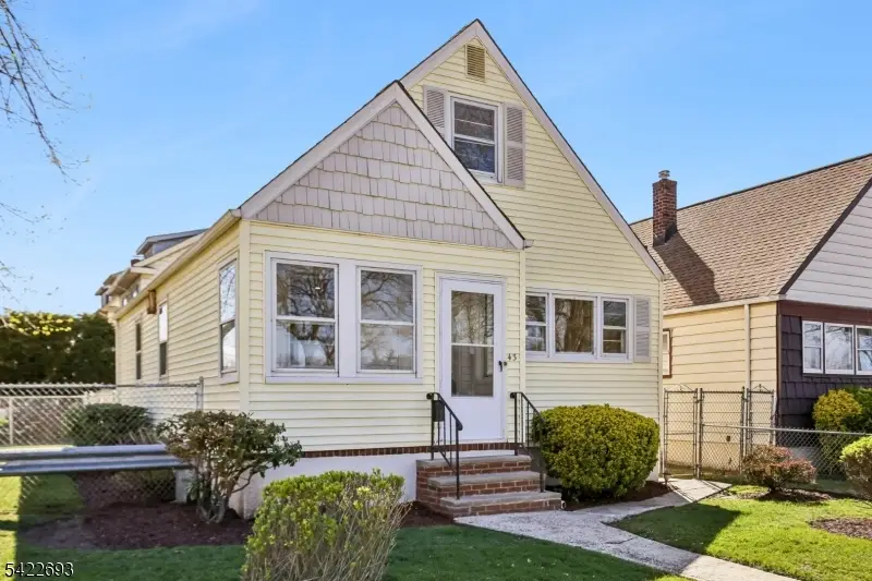 43 Rhode Island Ave, East Orange, NJ 07018 - #2