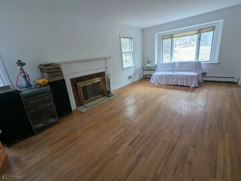 18 Mountainside Dr, Packanack Lake, NJ 07470 - #2