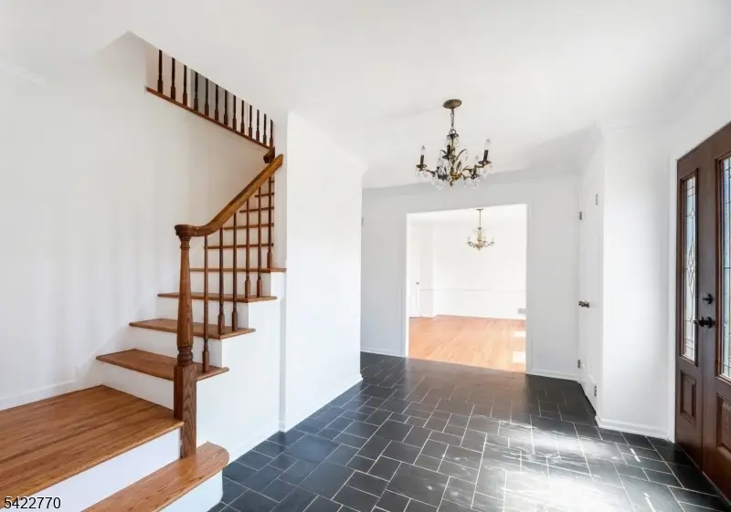 139 Berkeley Cir, Basking Ridge, NJ 07920 - #3