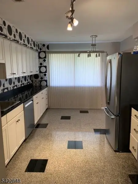1702 Edison Glen Ter, Edison, NJ 08837 - #2