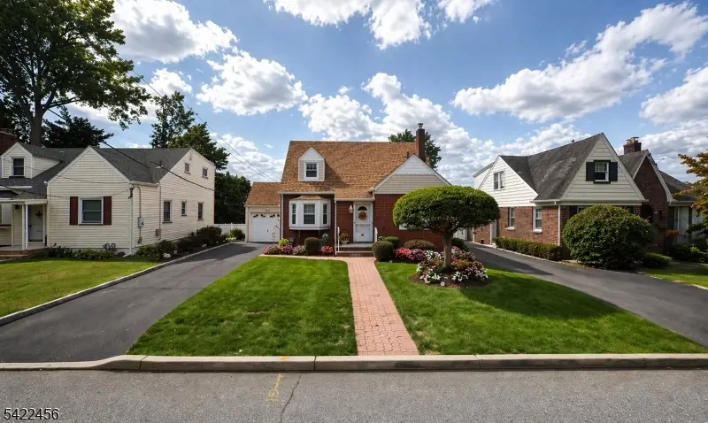 59 Pershing Rd, Clifton, NJ 07013 - #1