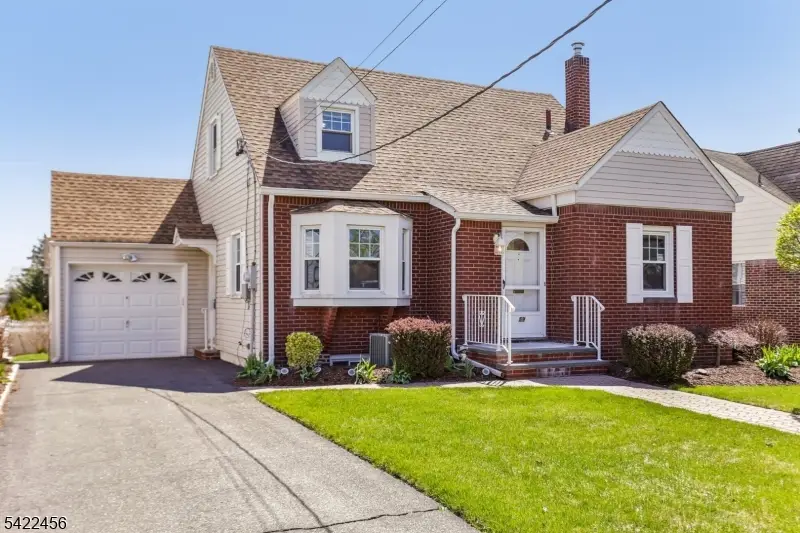 59 Pershing Rd, Clifton, NJ 07013 - #3