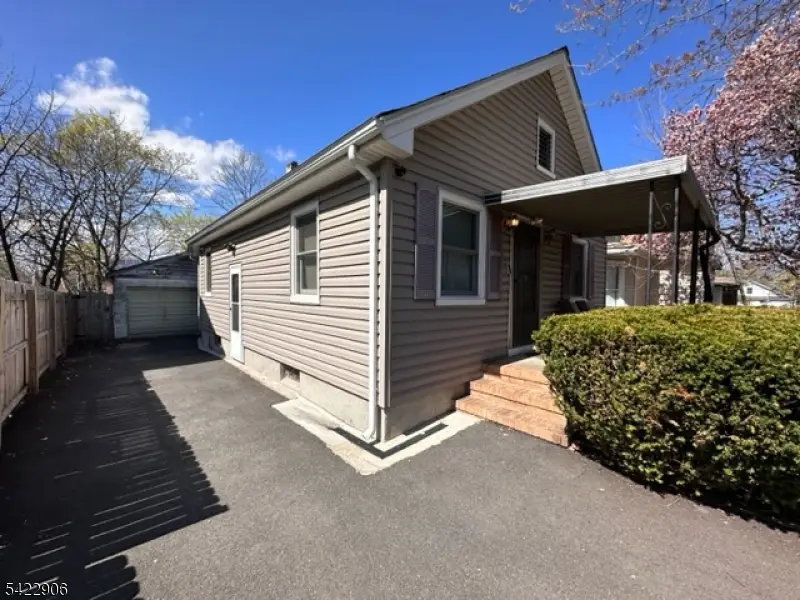 14 Hillcrest Ave, Franklin, NJ 08873 - #2