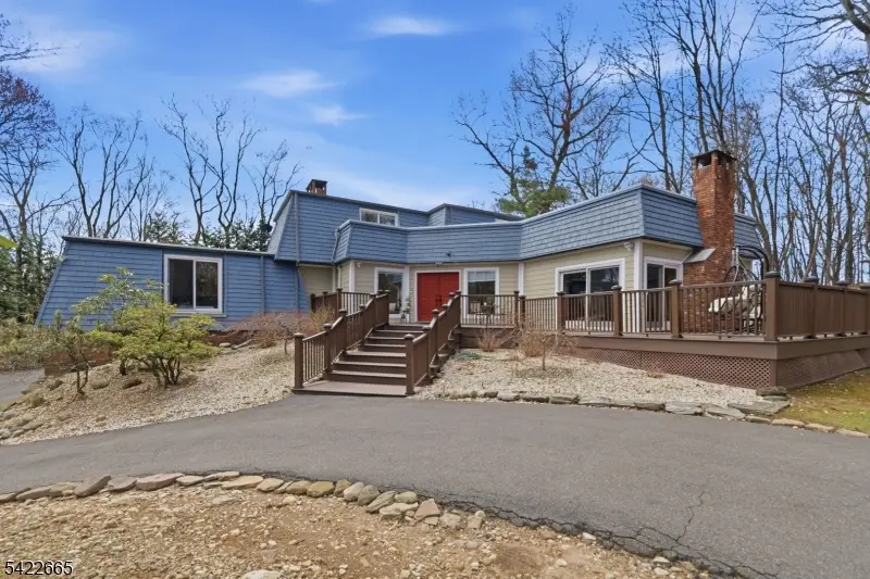 947 Franklin Lake Rd, Franklin Lakes, NJ 07417 - #2