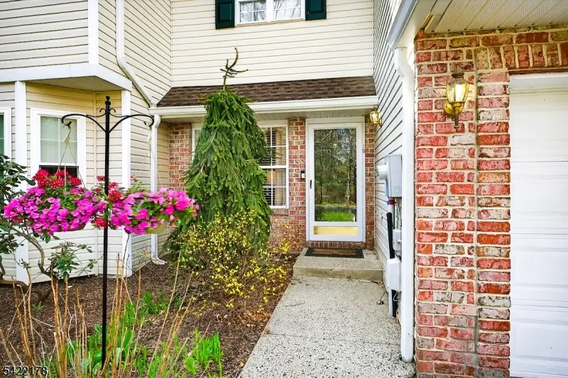 19 Cooper Ln, Millington, NJ 07946 - #1