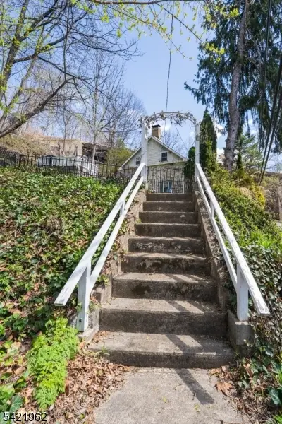 1053 S Main St, Phillipsburg, NJ 08865 - #3