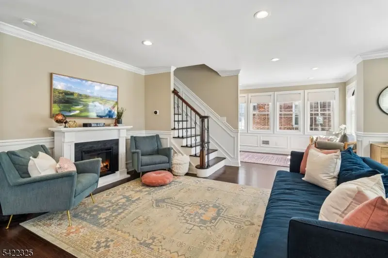 249 Ottawa Ave, Hasbrouck Heights, NJ 07604 - #3