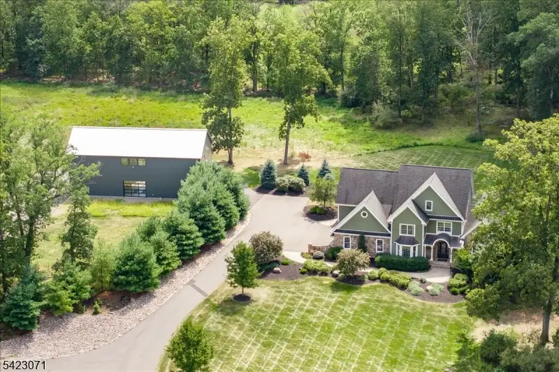 29 Tumble Falls Rd, Kingwood, NJ 08559 - #1