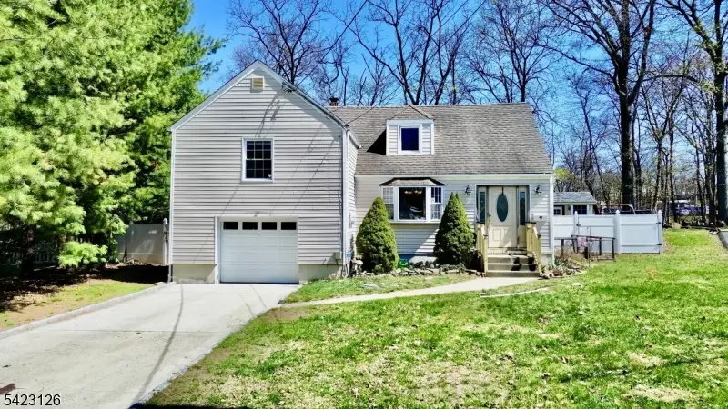43 Newton Rd, Wayne, NJ 07470 - #1