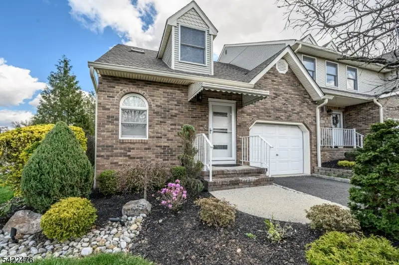 675 Raritan Rd #24, Clark, NJ 07066 - #1