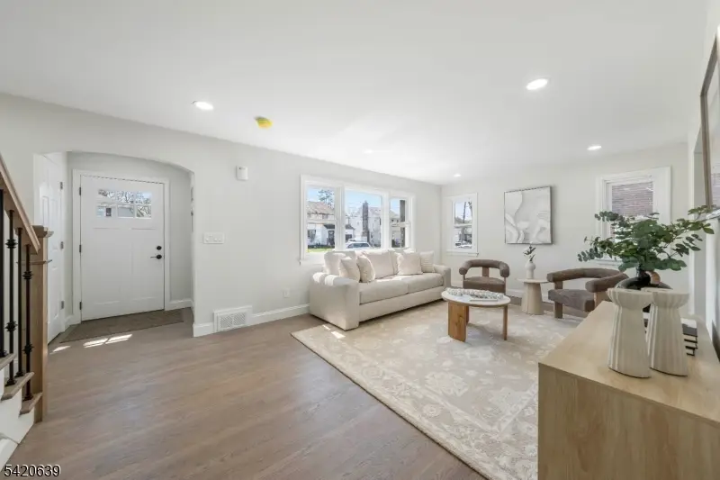 1905 Oakwood Pkwy, Union, NJ 07083 - #3