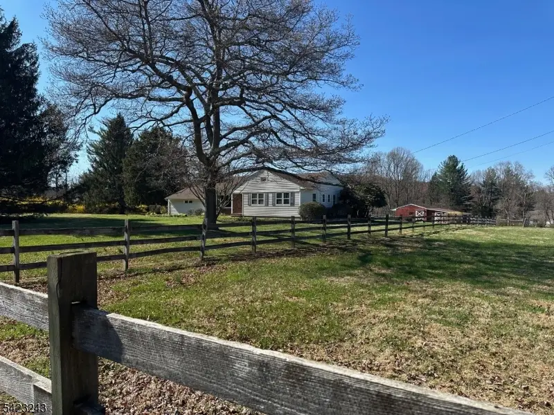 1 Scarlet Oak Rd, Tewksbury, NJ 07830 - #1