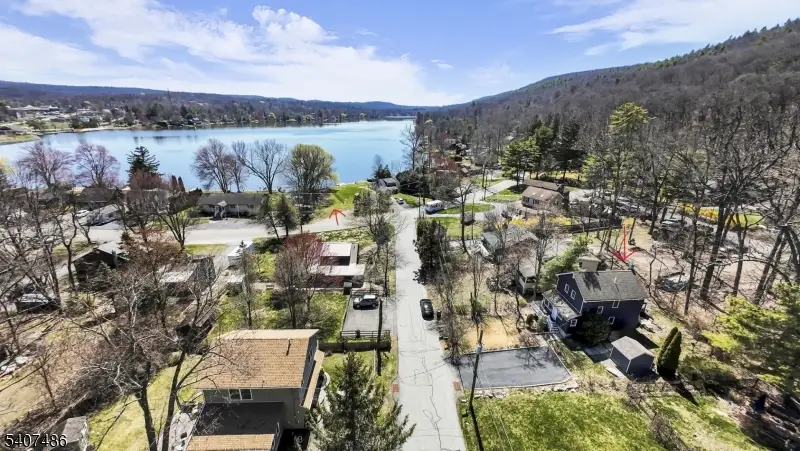 7 Shadowy Ln, West Milford, NJ 07480 - #2