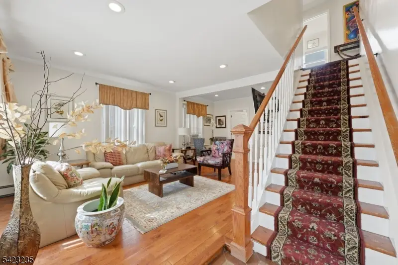 35 Bedford St, East Orange, NJ 07018 - #3