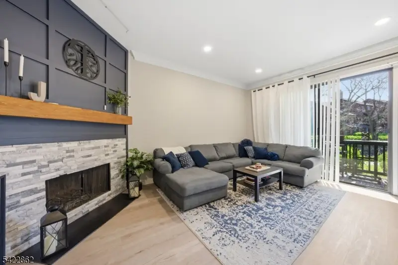 166 Sandcastle Ky #1, Secaucus, NJ 07094 - #3