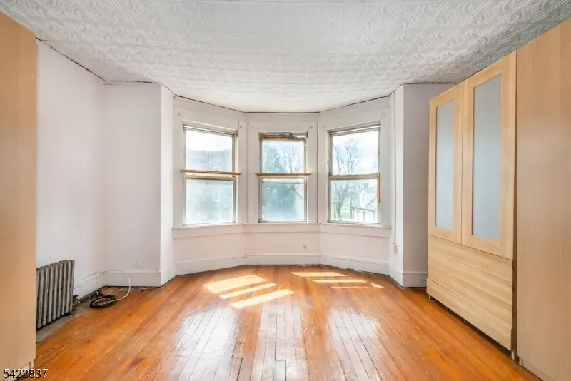 66 Gautier Ave #3R, Jersey City, NJ 07306 - #3