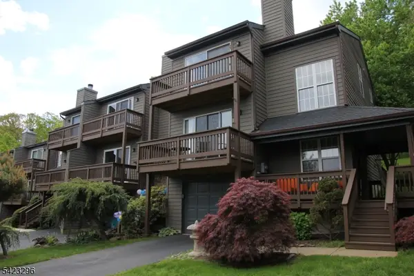 37 Melrose, Montgomery Twp., NJ 08540