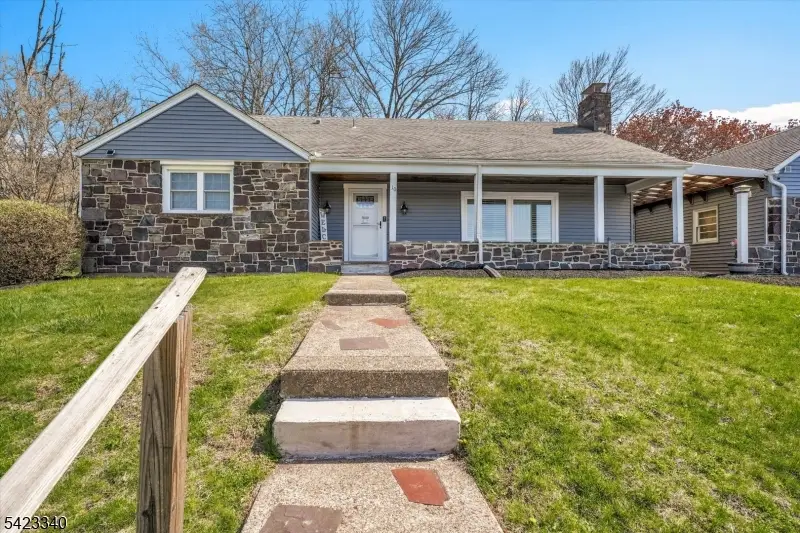 10 Hillside Ave, Milford, NJ 08848 - #1