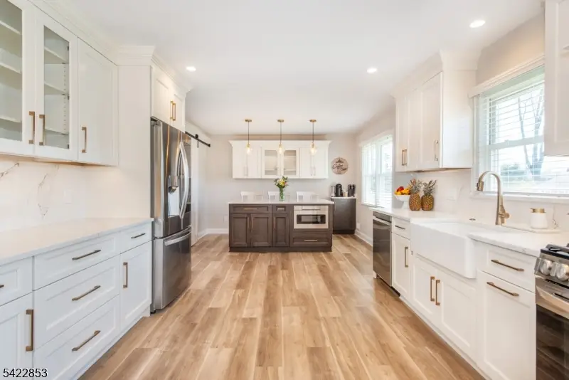 15 Green Meadows Rd, Fairfield, NJ 07004 - #3